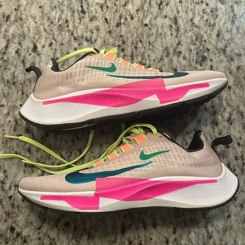 Nike Air Zoom Pegasus 37 Premium 'Barely Rose Spruce' CQ9977-600